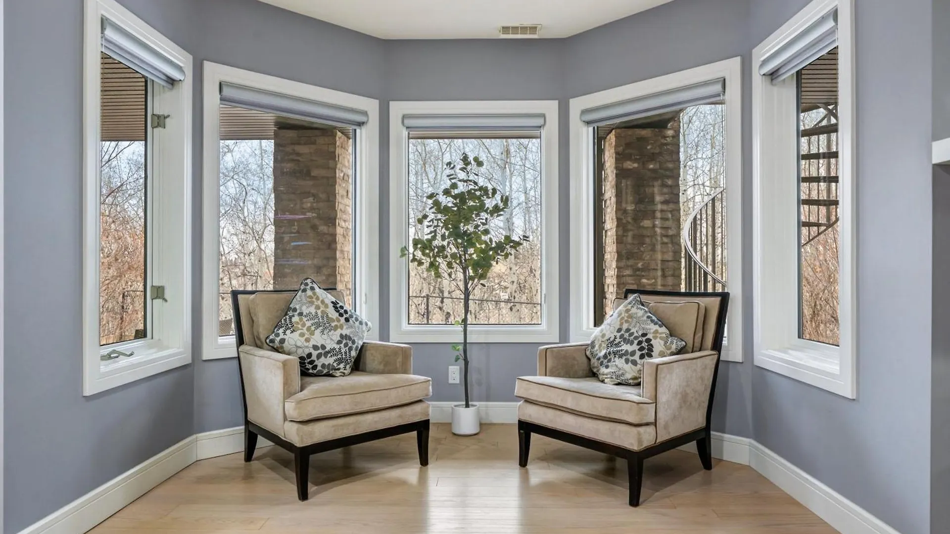 YYC The Royal Ravine Luxury Retreat 빌라 0*,  캐나다
